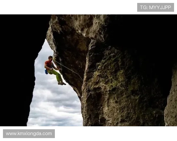 杭州极限运动队的攀岩之路：从初学者到联赛冠军的成长历程